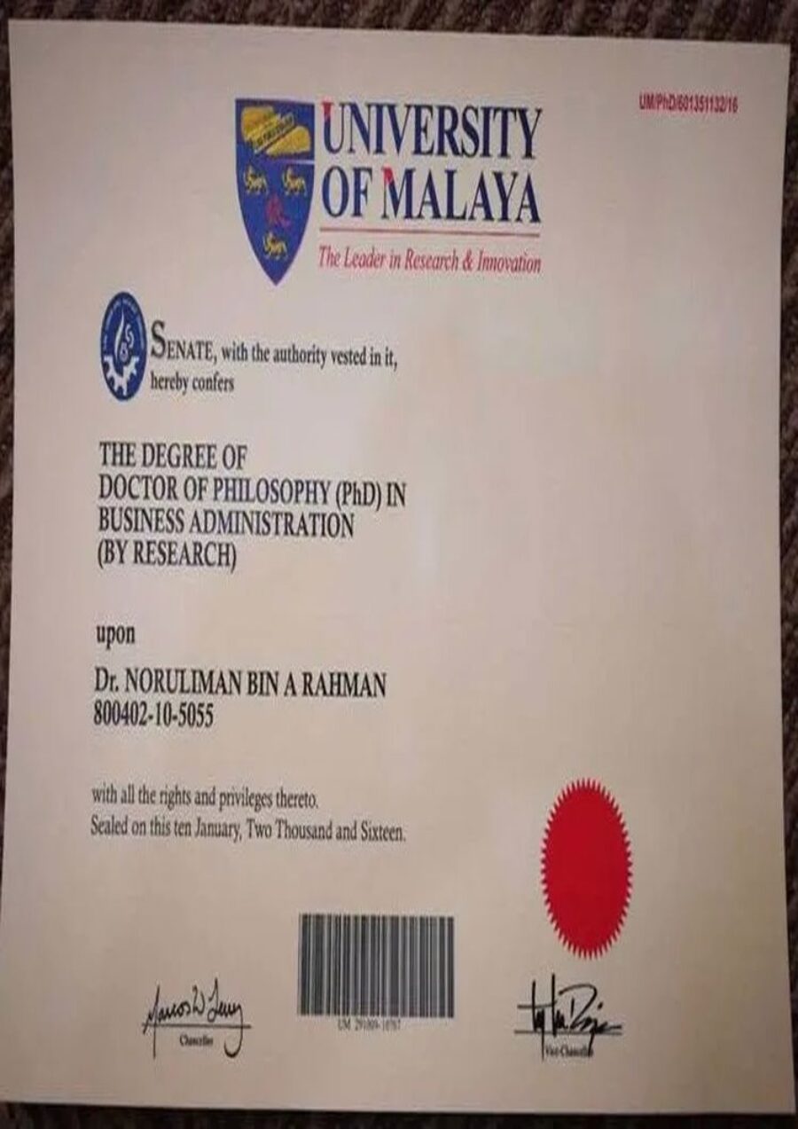 Buy college degree from The Universiti Malaya
